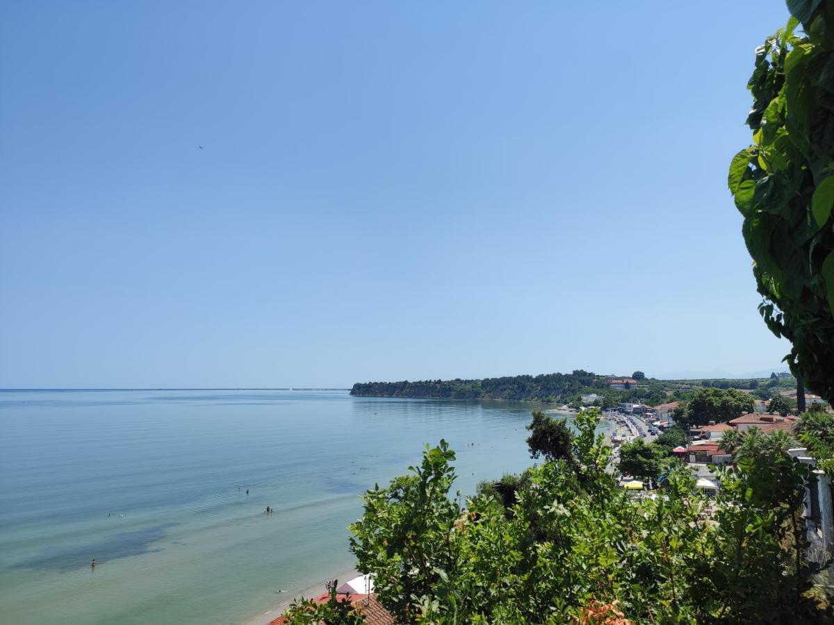 White Clam Vintage House With Sea View & Garden Villa Makríjalosz Kültér fotó